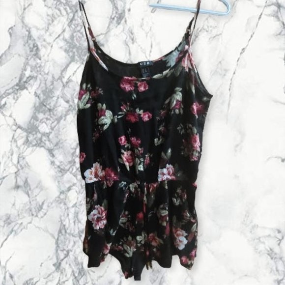 Floral Romper - Picture 1 of 6